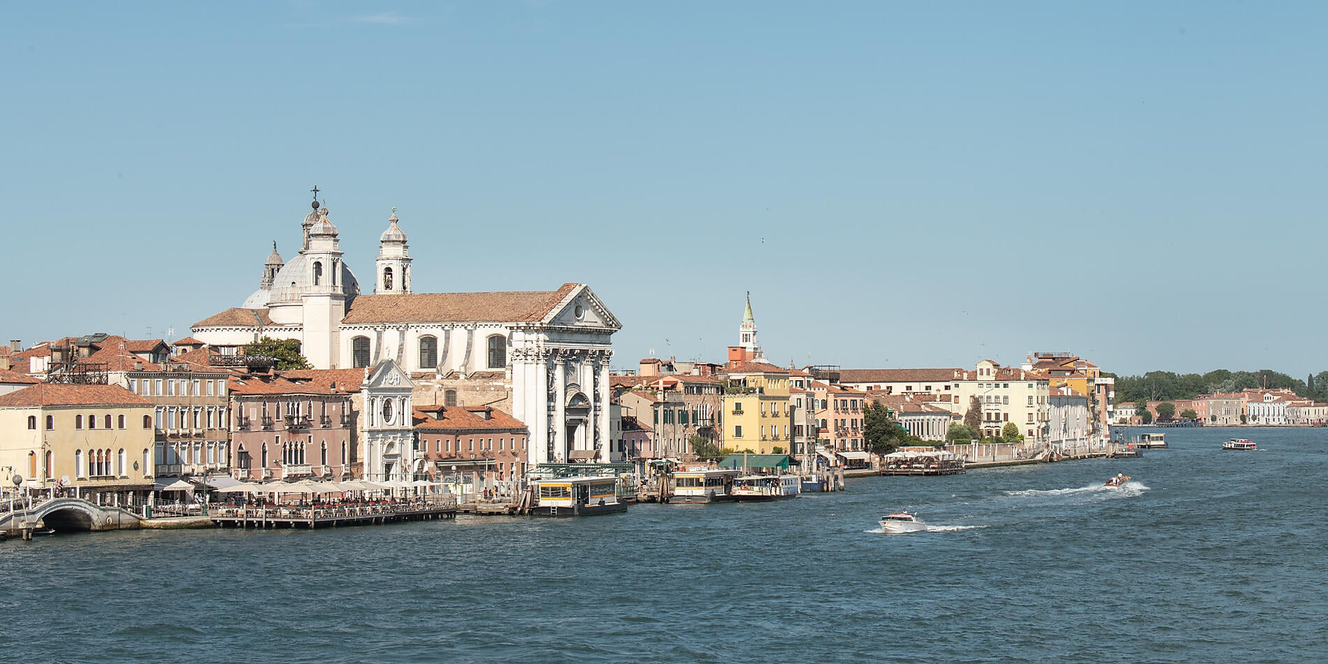 Adriatique artistique avec Pinault Collection Adriatique artistique avec Pinault Collection